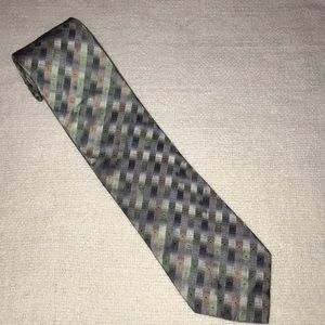 Van Heusen silk tie